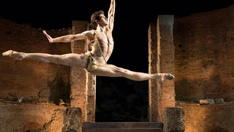 Roberto Bolle danza a Pompei