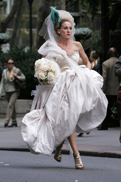 Sarah Jessica Parker como Carrie Bradshaw en una escena del filme «Sexo en Nueva York»