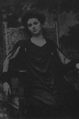Pauline Tarn l’inglese che decise di ripudiare la propria lingua madre per scrivere versi e prosa solo in francese