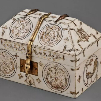 Box set with arabesques, figures of peacocks and gazelles, Sicily, 1150–1175. Courtesy of Art Museum Riga Bourse