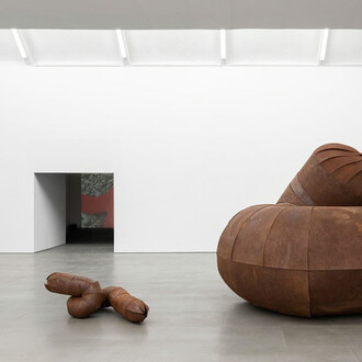 Caroline Mesquita. Courtesy of carlier | gebauer