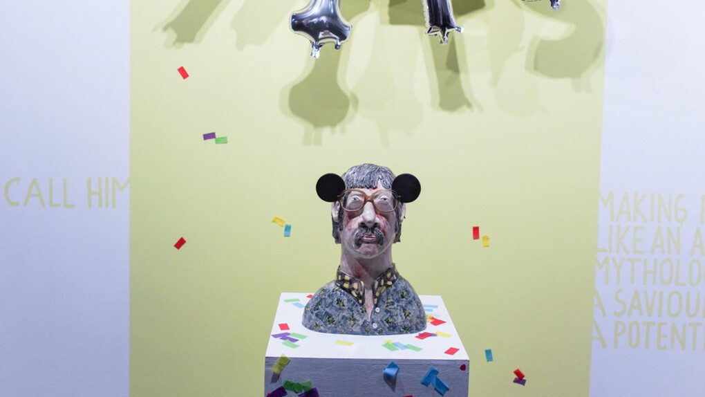 I Am At My Most Beautiful When I Am Alone. Courtesy of Mobius Gallery 