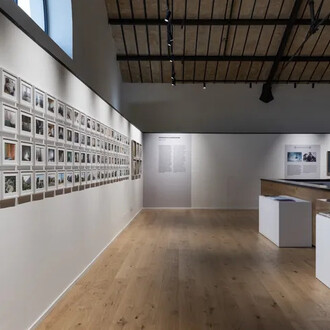 Silvia Camporesi, C’è un tempo e un luogo, vista della mostra. Per cortesia di Galleria z2o Sara Zanin 