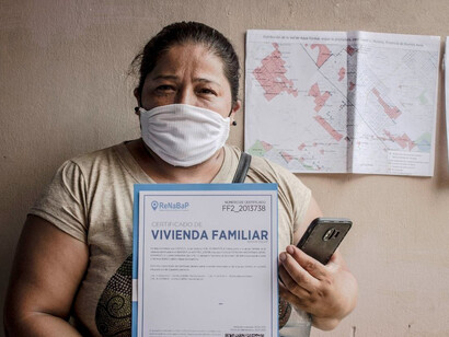 Viajar por la Patagonia expone la crudeza de territorios olvidados, donde la exclusión se vuelve paisaje cotidiano