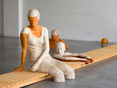 Willy Verginer, "Cecità voluta", legno di tiglio e acrilici, 2007, Collezione privata