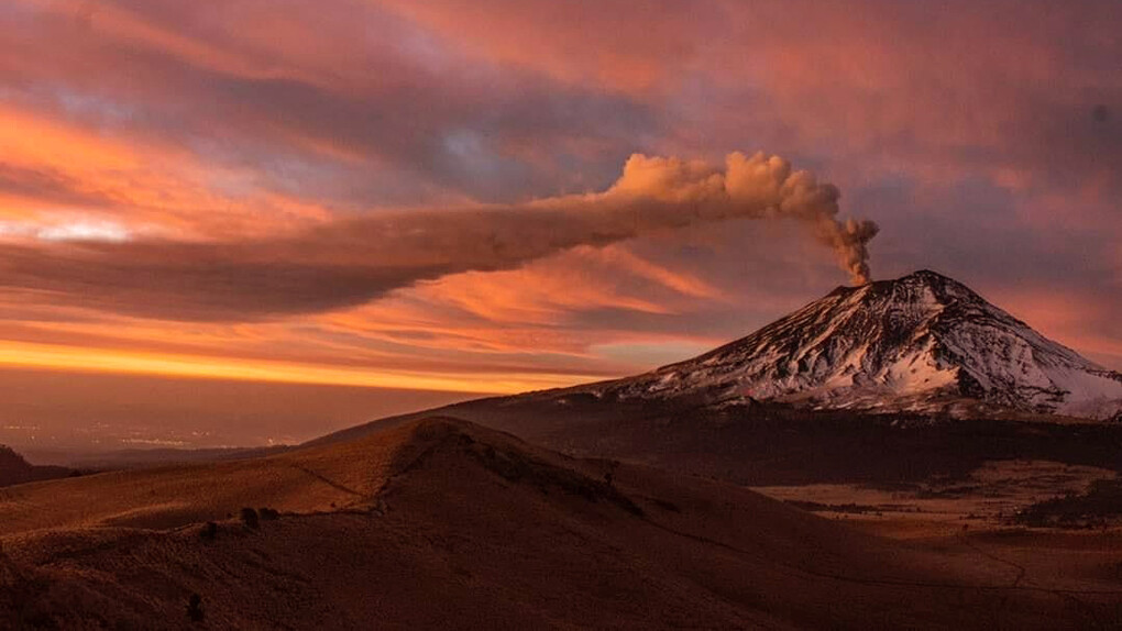El volcán Popocatépetl, México