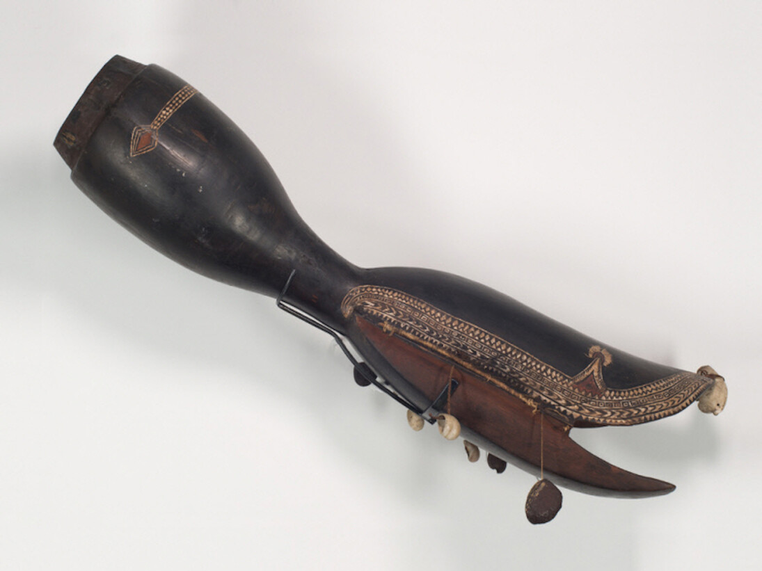 Arts of the Pacific Islands. Courtesy of Menil 