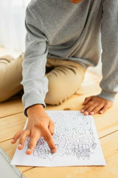 Ricercare: poiché il rimando alla musica è evidente sia nella parola sia nel motto utilizzato nella frottola mi sono chiesto come potesse ‘suonare’ un labirinto