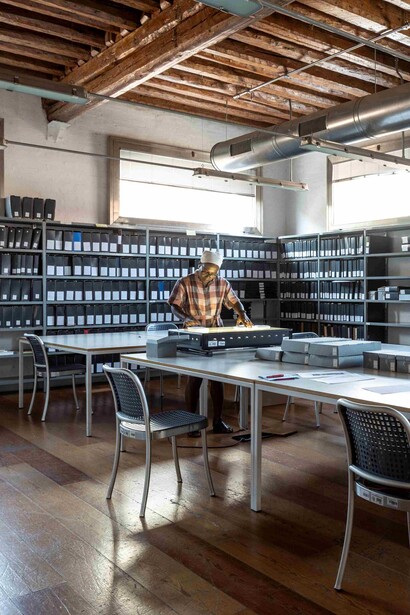 Archivio Progetti Iuav, Venezie, sala consultazione (dettaglio). Cortesia dell’Università Iuav di Venezia