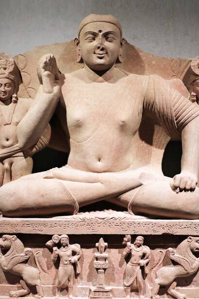 Kimbell seated Buddha with attendants, Mathura