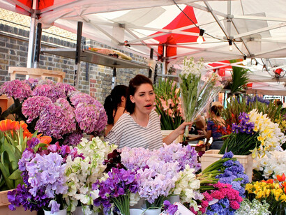 Londres. Una florista de Columbia Road
