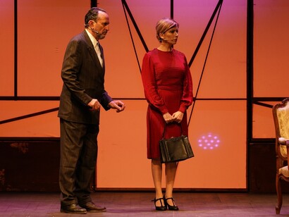 Loredana Cannata e Alessio Caruso in una scena dello spettacolo