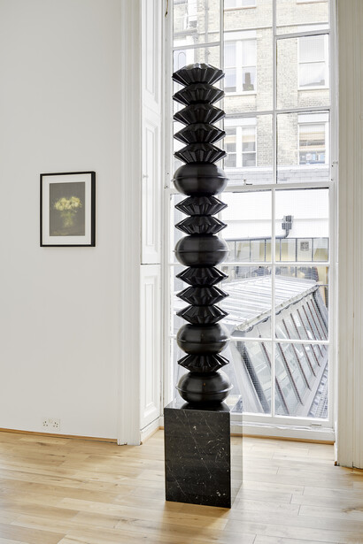 View of the exhibition Gregor Hildebrandt, In weißen Sträußen ließ den Duft der Sterne schneien, Almine Rech Gallery, London, 04.03.2015 - 11.04.2015 ©  Alex Delfanne, all rights reserved, Courtesy of the Artist and Almine Rech Gallery
