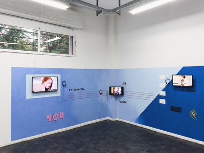 Ann Hirsc. Submarine Society, Exhibition view. Courtesy of Galleriapiù