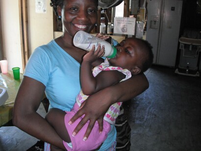 Tita Waldo Quinto durante su estancia en Haití