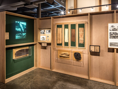 Mejtere, histórias recontadas, vista da exposição. Cortesia do Museu Paranaense