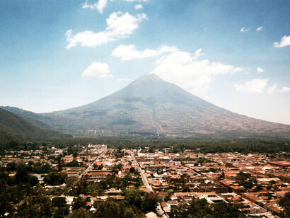 Antigua Guatemala, 2001, Volcán de Agua