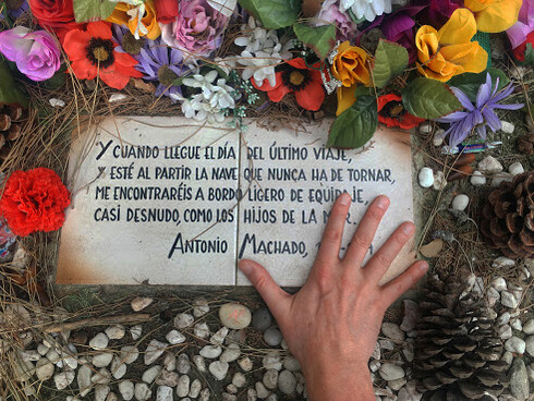 Tumba de Antonio Machado en el cementerio de Collioure