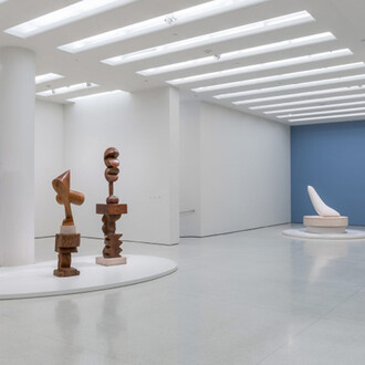 Installation view: Guggenheim Collection: Brancusi, Solomon R. Guggenheim Museum, New York, Ongoing. Photo: David Heald