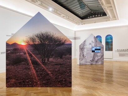 Glasshouse fantasy. Freundinnenderkunst, exhibition view. Courtesy of Francisco Carolinum Linz