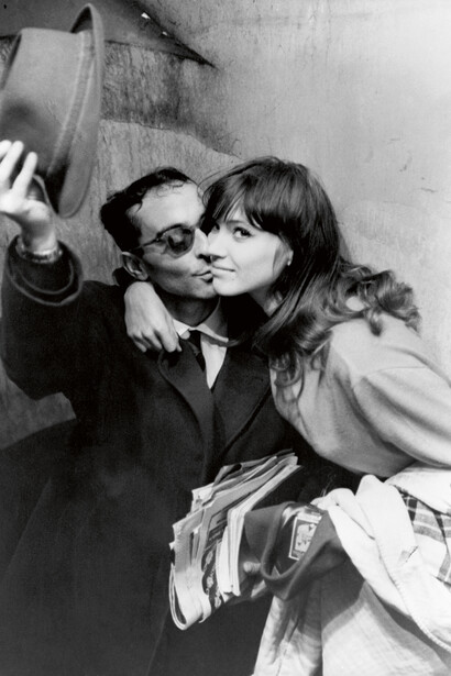 Raymond Cauchetier, Jean-Luc Goddard and Anna Karina, Une Femme est une Femme 1960. Copyright Raymond Cauchetier, Courtesy James
Hyman Gallery, London