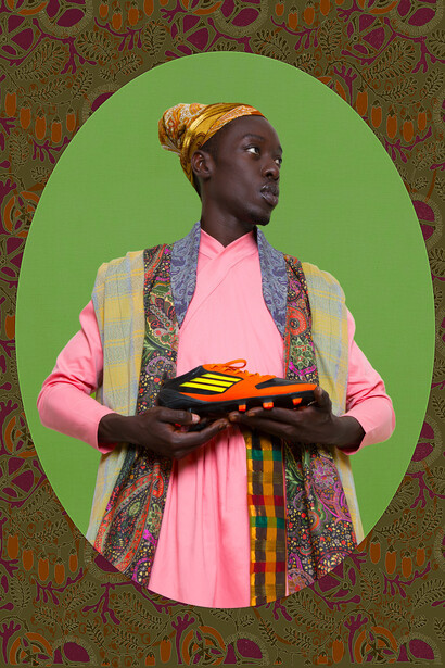Omar Victor Diop, Ikhlas Khan, Diaspora series, 2015, Pigment inkjet printing on Harman By Hahnemuhle paper, 120 x 80 cm, Courtesy of Magnin-A, Paris
