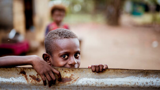 Il n’existe pas de riches affamés : la faim reste le marqueur absolu de la pauvreté