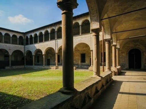 Gli studenti dell’Università di Bergamo hanno vergato una lettera per i docenti, il Rettore e tutti gli organi di stampa, una missiva
articolata e piena di domande e dubbi