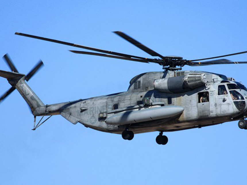 Sikorsky CH-53 D Sea Stallion | Meer
