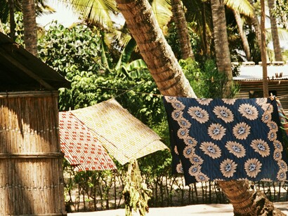 Passamos gingando os buracos no chão: “É a terra a respirar”