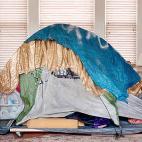 Don't Touch My Circles. Courtesy of Catharine Clark Gallery