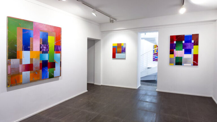 Pablo Griss, Dystopic cartography, exhibition view. Courtesy of Luisa Catucci Gallery