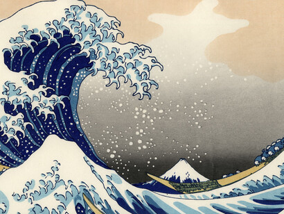 Katsushika Hokusai, *Kanagawa oki nami ura* (*Die große Welle von Kanagawa*), aus der *Serie Fugaku sanjūrokkei* (*Die sechsunddreißig Ansichten des Berges Fuji*), um 1830-1832. Nishiki-e (Farbholzschnitt), 25,9 x 38 cm. The Metropolitan Museum of Art, New York