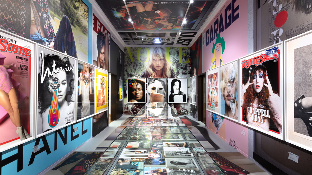 Inez van Lamsweerde and Vinoodh Matadin, Can love be a photograph, exhibition view. Courtesy of Kunstmuseum Den Haag
