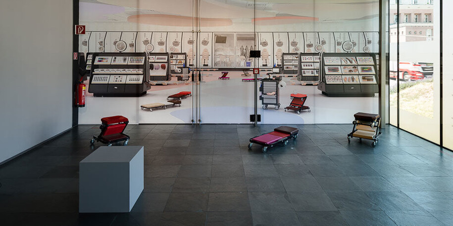 Work it, feel it! Exhibition view.Courtesy of Kunsthalle Wien