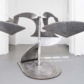 Mark di Suvero. Courtesy of Galerie Mitterrand