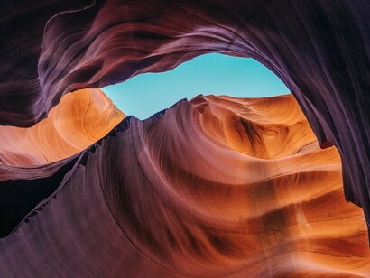 El dinamismo, el holismo y el autoconocimiento deben entonces ser aspectos entrelazados con el Uno