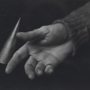 Jan Groover, "Untitled," 1982, vintage gelatin silver print, 5 x 6 inches
