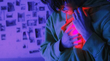 La prevenzione cardiovascolare primaria si basa sul controllo dei principali fattori di rischio: ipertensione, dislipidemia, diabete, fumo e sedentarietà