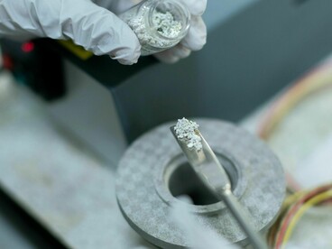 La impresión 4D y el autoensamblaje buscan superar los altos costos de fabricación a nanoescala