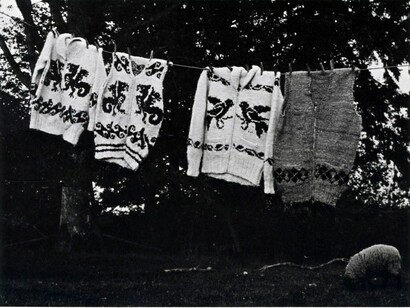 Cowichan Knitters and Salish Weavers, source Old Chum