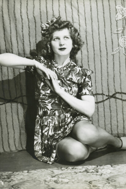 untitled / ohne Titel, undated/ undatiert (1940s 50s / 1940er-50er) Gelatin Silver Print 25.4 x 20.3 cm
