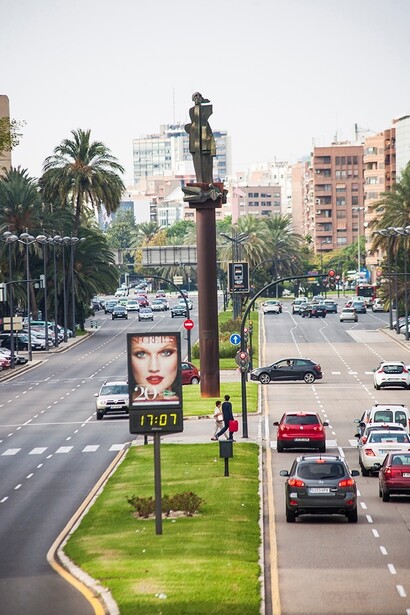 Estatua de Ausiàs March obra del artista Nassio. Foto: Avelino Martínez.