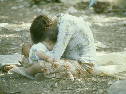 Mujer palestina en un Campo de refugiados cercano a Tyre, Libanon, 1982

