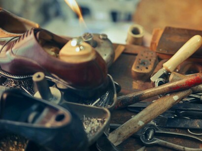 Tavolo di lavoro del calzolaio