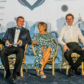 da sinistra: ROGER GRANVILLE Creative Director; un amico del Festival;  Giorgiana Corsini, MAXIMILIAN FANE Artistic Director, FRANKIE PARHAM Executive Producer  