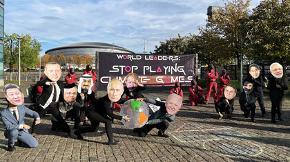 Manifestantes exigen a los líderes mundiales detener la crisis climática en el contexto de la COP26, Glasgow
