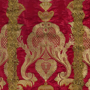 Tesori di seta. Capolavori tessili dalla donazione Falletti, oggetto in mostra. Per gentile concessione del Museo del Tessuto