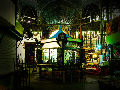Interior del Mercado de San Telmo, Buenos Aires, Argentina