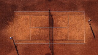 L'histoire commune de Pete Sampras et Andre Agassi est celle d'une rivalité légendaire qui a dominé le tennis mondial dans les années 1990